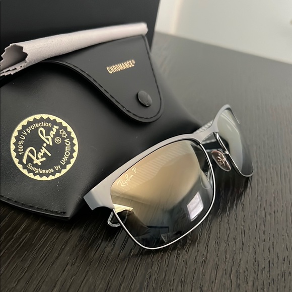New unisex Ray-Ban Chromance Sunglasses - Picture 2 of 6